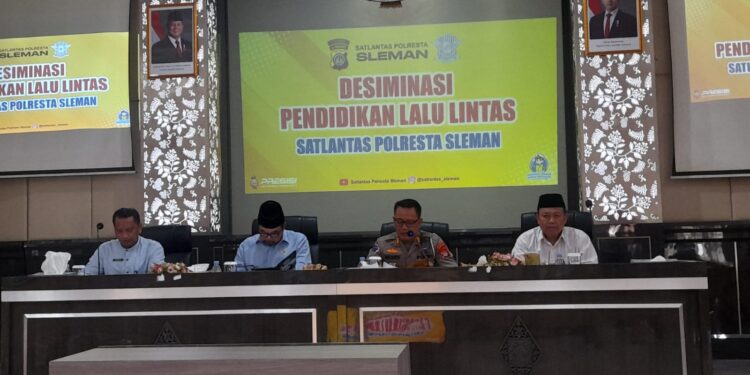 Guru di Sleman Diharapkan Menjadi Contoh Etika Berlalu Lintas