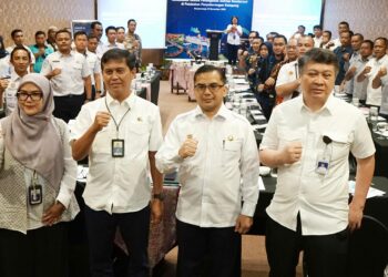 Kemenhub Rancang Strategi Baru untuk Atasi Kemacetan di Pelabuhan Ketapang