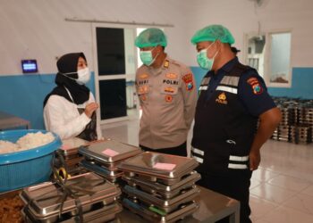 Polres Tuban Pantau Distribusi Makanan Bergizi untuk Pastikan Keamanan
