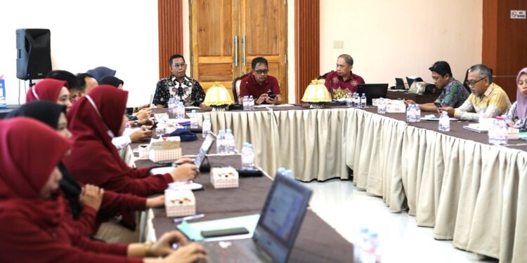 Sekda Morowali Resmi Buka Lokakarya Penanggulangan Penyakit Menular