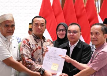 Presiden Prabowo Berikan Rehabilitasi untuk Dua Guru ASN di Luwu Utara