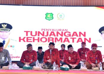 Pemkab Sumenep Tingkatkan Kesejahteraan Guru Ngaji Melalui Tunjangan Kehormatan