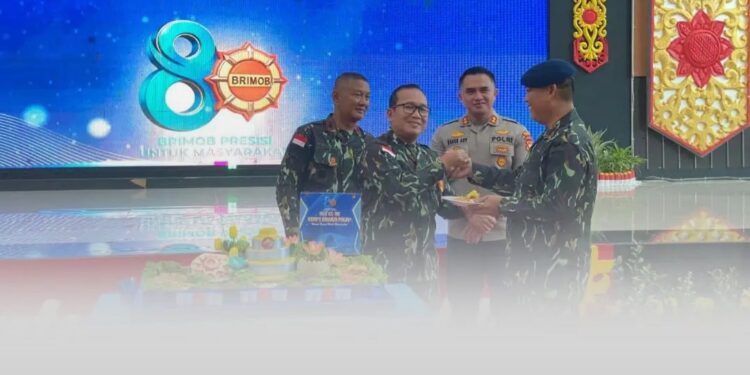 Bupati Kubu Raya dan Brimob Perkuat Sinergi di HUT ke-80