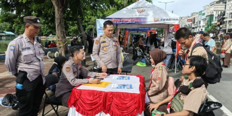 Sosialisasi SPMB SMA Kemala Taruna Bhayangkara di CFD Danau Sunter oleh Polres Metro Jakarta Utara