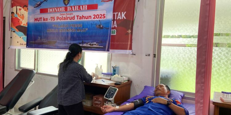 Sat Polairud Polres Kutai Barat Adakan Donor Darah Sambut HUT Polairud ke-75