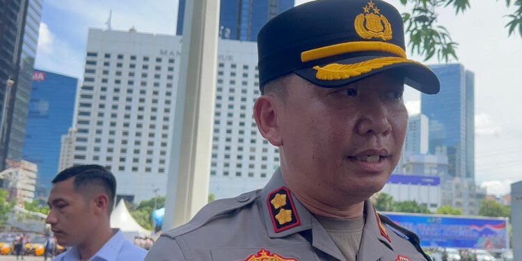 Kapolres Tangerang Selatan Kunjungi Keluarga Korban Perundungan di SMPN 19