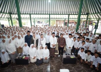 Kemkomdigi Dorong Santri Menjadi Penggerak Literasi Digital Beretika