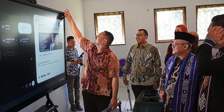 Digitalisasi dan Revitalisasi Sekolah di Daerah 3T untuk Pemerataan Pendidikan