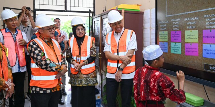 Revitalisasi dan Digitalisasi Tingkatkan Semangat Belajar Siswa di Banjarbaru