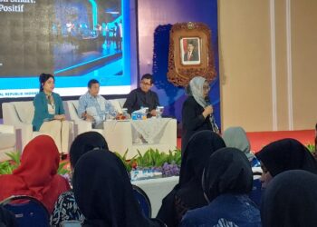 Akademisi Dorong Mahasiswa Lebih Bijak dalam Penggunaan Media Sosial