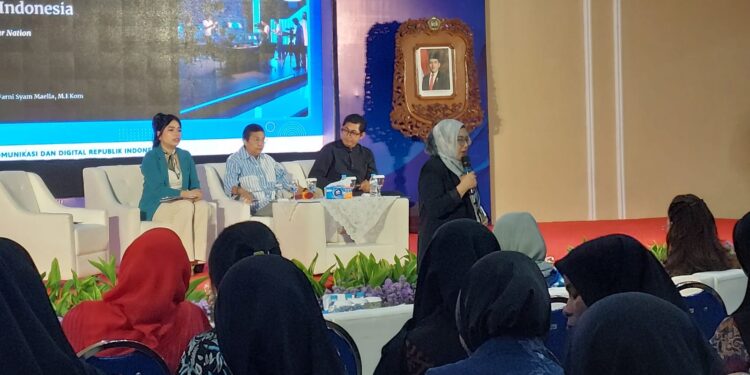 Akademisi Dorong Mahasiswa Lebih Bijak dalam Penggunaan Media Sosial