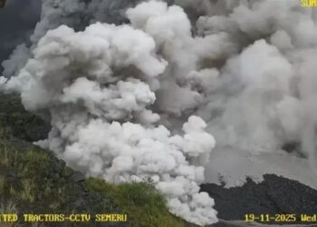Status Gunung Semeru Meningkat Menjadi Awas, Warga Diminta Waspada