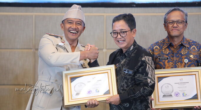 Sekda Kota Malang Raih Penghargaan Tertinggi ADLG Award 2025