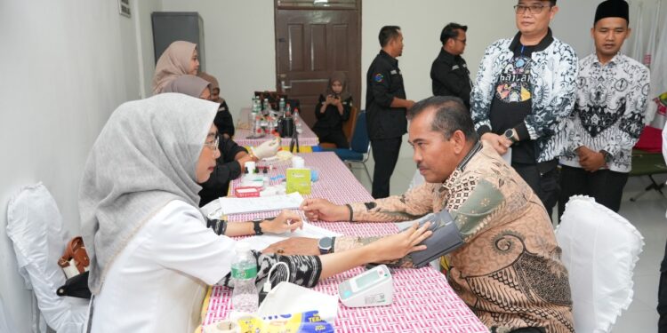 PGRI Siak Adakan Donor Darah untuk Rayakan HUT ke-80