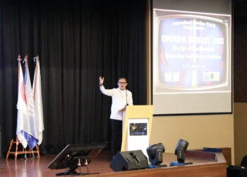 Wamendagri Dorong Mahasiswa Siap Menghadapi Tantangan Global