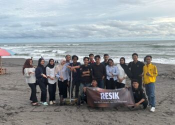 Mahasiswa UGM Dorong Kebersihan Pantai Parangtritis dengan Inovasi