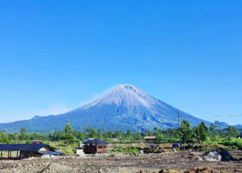Pemulihan Wisata Semeru Mengedepankan Pelestarian Alam dan Budaya