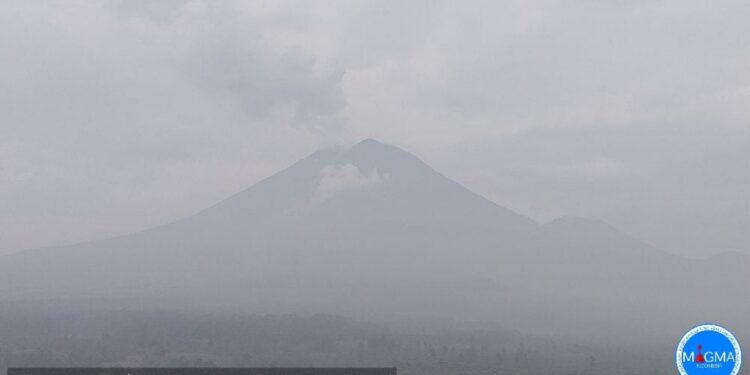 Pemkab Lumajang Tingkatkan Pengawasan Aktivitas Gunung Semeru