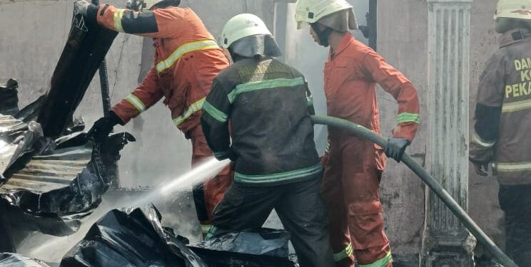 DPKP Pekanbaru Peringatkan Warga Terhadap Ancaman Kebakaran