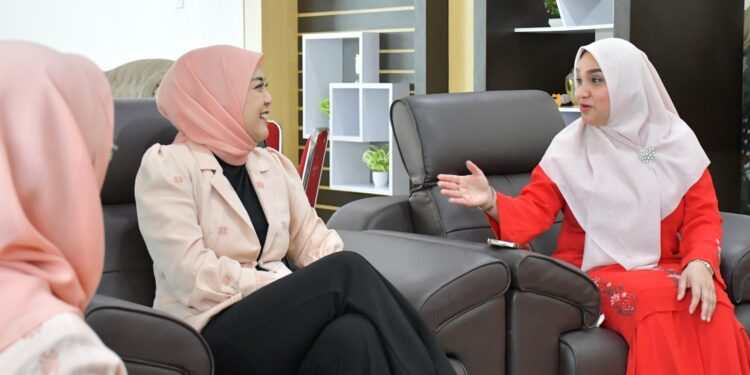 GOW Agam dan BKOW Sumbar Perkuat Kolaborasi Pemberdayaan Perempuan