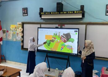 Platform Rumah Pendidikan Tingkatkan Interaksi Belajar di SMPN 28 Jakarta