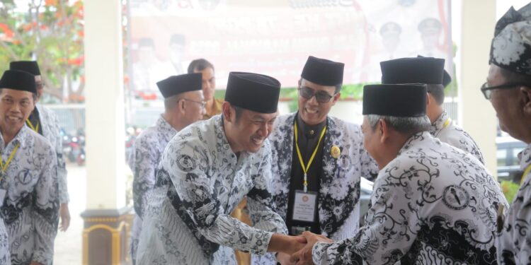 Bupati Tuban Tegaskan Peran Guru dalam Membangun SDM Berkualitas