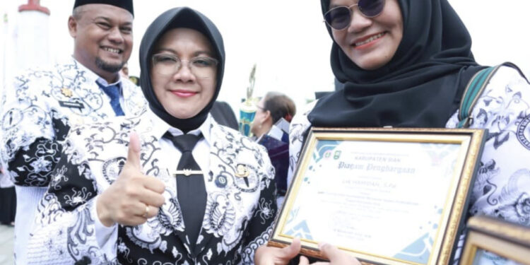 Kabupaten Siak Dominasi Penghargaan Adiwiyata di Riau Tahun 2025