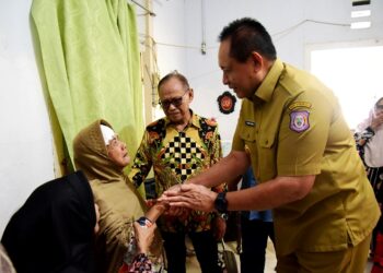 Gubernur Gorontalo Kunjungi Mantan Guru di Hari Guru Nasional 2025