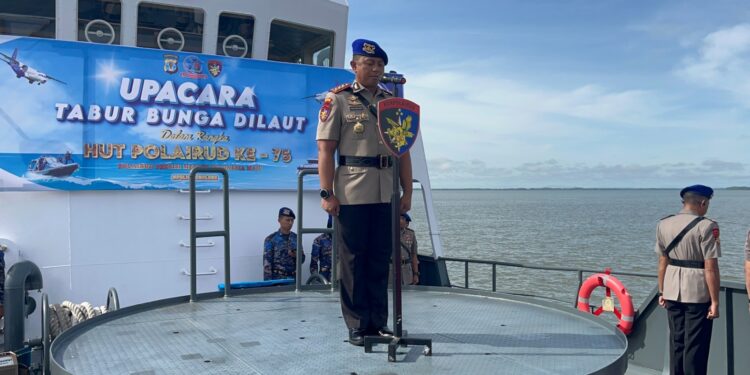 Upacara Tabur Bunga Ditpolairud Polda Kaltara Peringati HUT Polairud ke-75