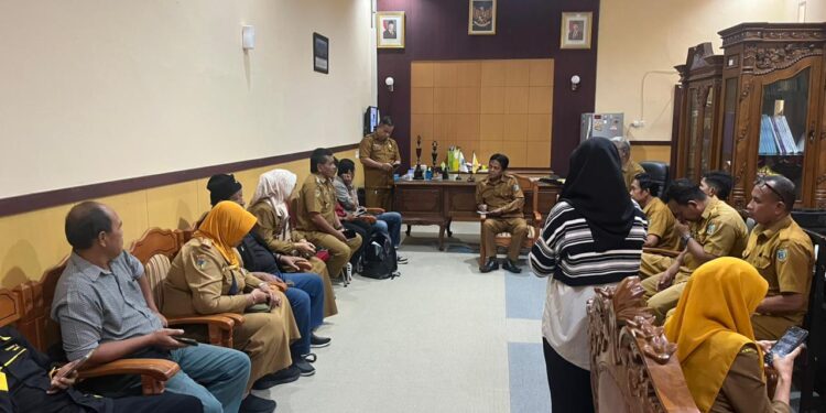 Dukcapil Donggala Adakan Diskusi untuk Tingkatkan Layanan Adminduk