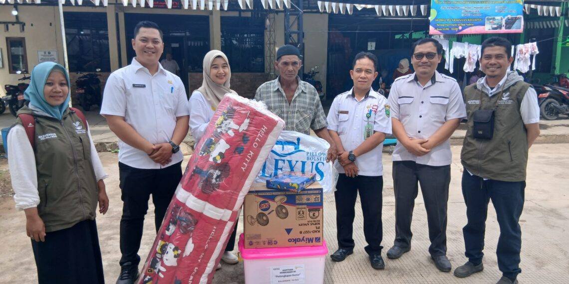 Lima Warga Awayan Mendapatkan Bantuan Sosial ATENSI 2025