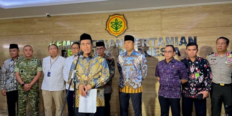 Pemerintah Salurkan Bantuan Beras dan Minyak Goreng untuk Korban Banjir di Aceh, Sumut, dan Sumbar