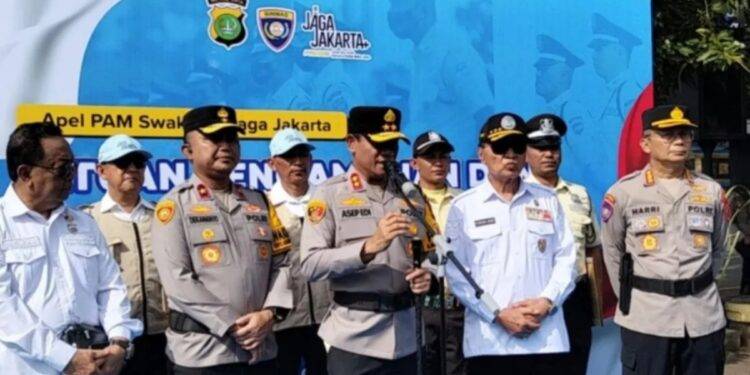 Polda Metro Jaya Adakan Apel PAM Swakarsa untuk Pengamanan Natal dan Tahun Baru