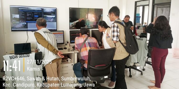 Teknologi Canggih Diterapkan untuk Pemantauan Pascaerupsi Semeru di Lumajang