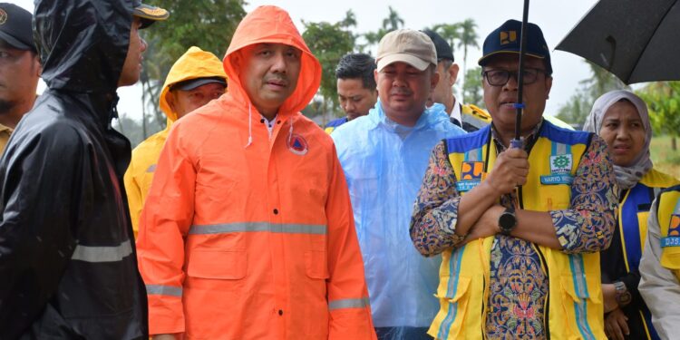 Pemkab Agam dan BWS Sumatera V Tanggapi Cepat Banjir Bandang di Koto Kaciak