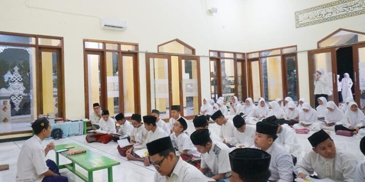 SMP Negeri 3 Tuban Raih Prestasi Tertinggi di School Religious Culture Jatim 2025