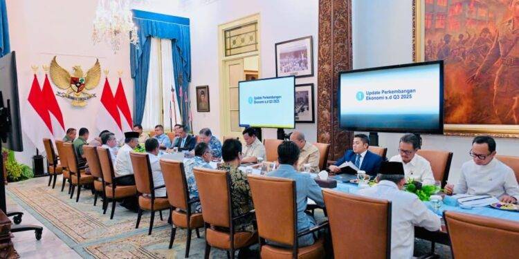 Pemerintah Dorong Ekonomi Akhir Tahun dengan Diskon Transportasi dan Stimulus Belanja