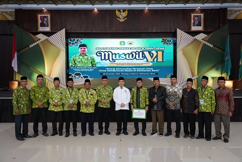 Gubernur Kalbar Dorong Persatuan Umat pada Penutupan Muswil DMI Ke-6