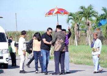 Menteri Hukum RI Disambut dengan Prosesi Adat di Gorontalo