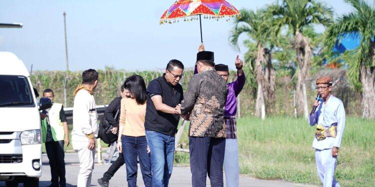 Menteri Hukum RI Disambut dengan Prosesi Adat di Gorontalo