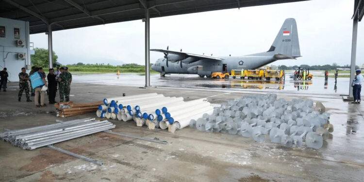 Upaya PLN Memulihkan Jaringan Listrik di Aceh Pasca Banjir