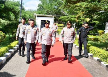 Kedatangan Wakapolri di Kupang Disambut Meriah oleh Kapolda NTT