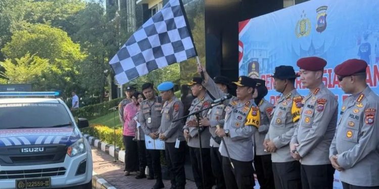 Polda Sumbar Salurkan Bantuan ke Lima Daerah Terdampak Bencana