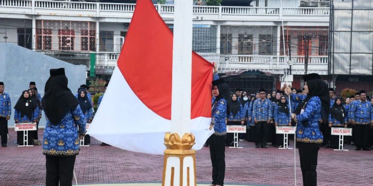 Srikandi KORPRI Bengkalis Pimpin Upacara HUT ke-54 KORPRI