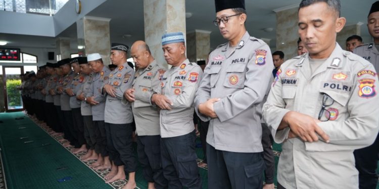 Ditpolairud Polda DIY Gelar Salat Gaib untuk Korban Bencana di Sumatra