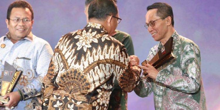 Batam Raih Penghargaan Nasional atas Keberhasilan Penanggulangan Kemiskinan