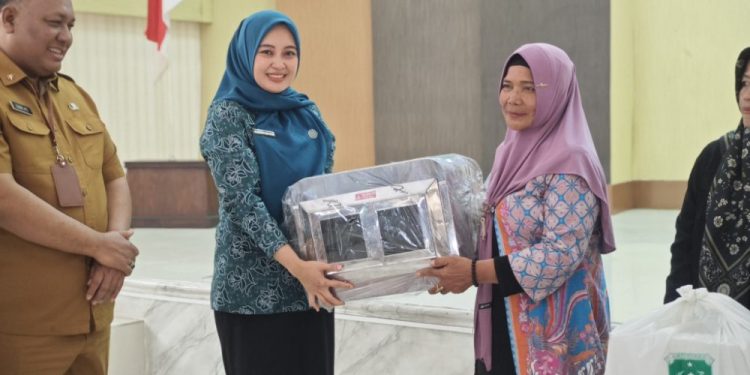 Pelatihan Pembuatan Kue Bernutrisi untuk KPM PKH di Pasuruan