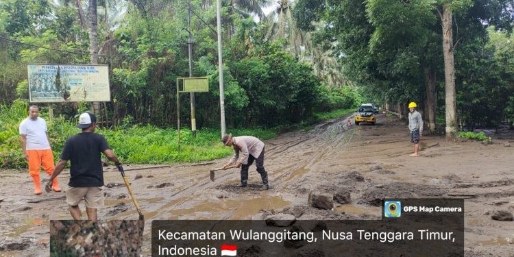 Banjir Lahar Dingin Gunung Lewotobi Ganggu Jalan Lintas Flores, Kapolres Flotim Minta Warga Berhati-hati