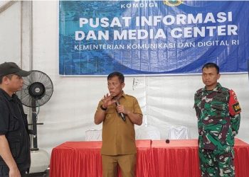 Pemkab Tapteng Fokus Pulihkan Dampak Bencana, Listrik Kembali Menyala