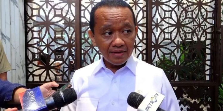Menteri ESDM Akan Tinjau Ulang Aktivitas Tambang di Sumatra Pasca Bencana